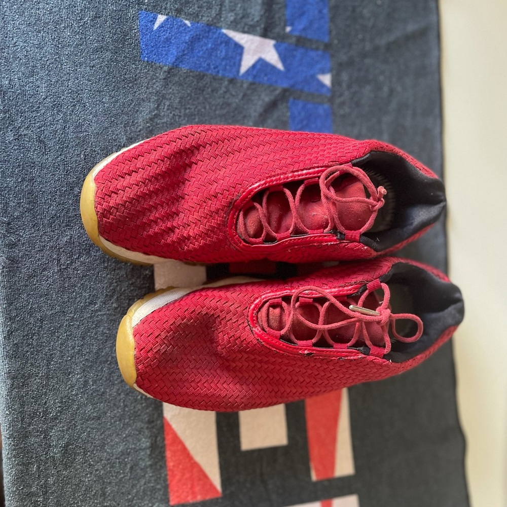 Red Jordan’s 8.5
